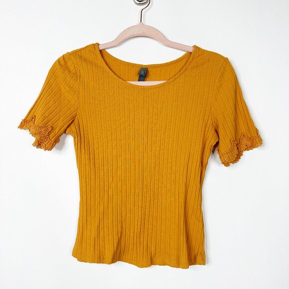 2/$30 ALYA Crochet Short Sleeve Rib-knit Tee Mustard Small #A0335 TRB2 - Picture 3 of 7